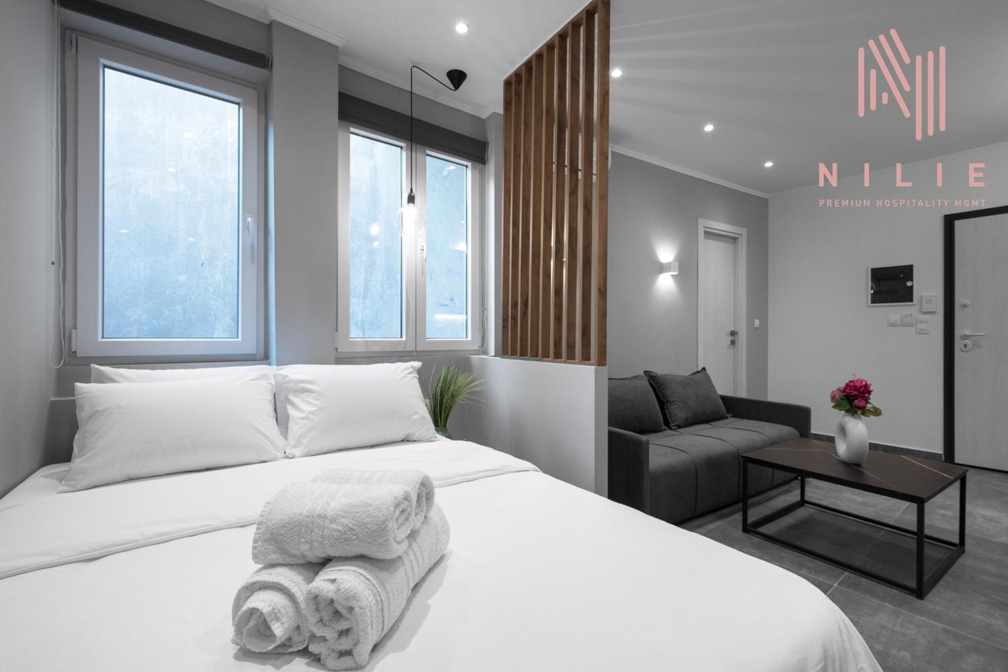 V1 Penthouse, Nilie Hospitality Mgmt Apartment Tesalonika Bagian luar foto