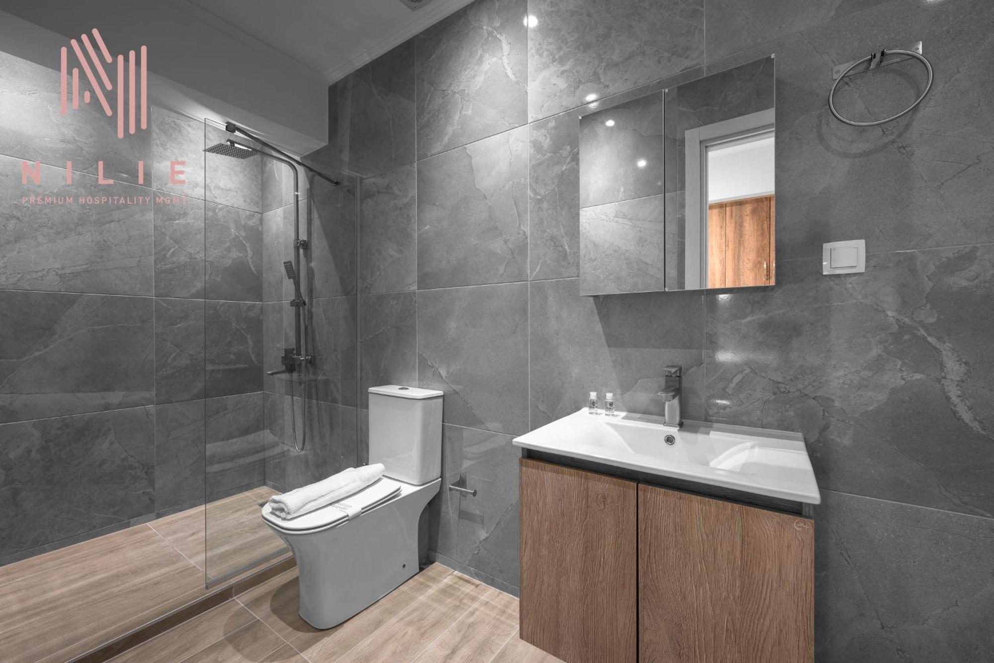 V1 Penthouse, Nilie Hospitality Mgmt Apartment Tesalonika Bagian luar foto
