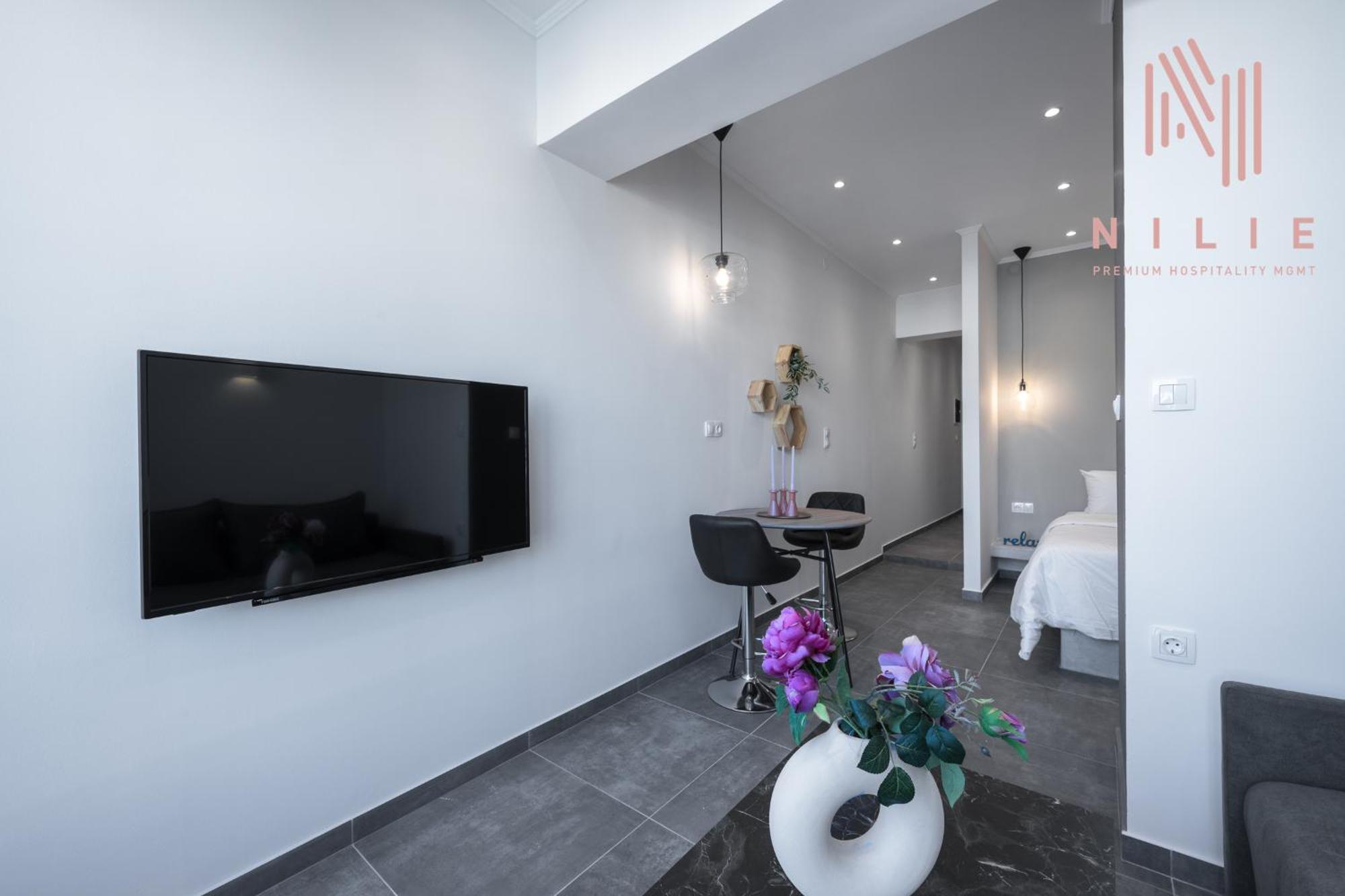 V1 Penthouse, Nilie Hospitality Mgmt Apartment Tesalonika Bagian luar foto